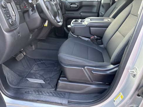 Used 2020 Chevrolet Silverado 1500 Custom Trail Boss w/ Custom Convenience Package image 10