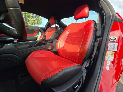 Used 2019 Ford Mustang Premium w/ Equipment Group 201A image 23