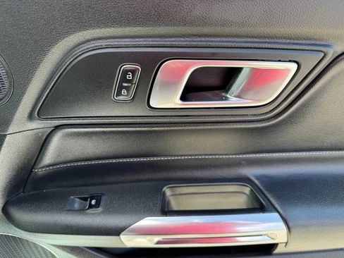 Used 2023 Ford Mustang Premium image 39