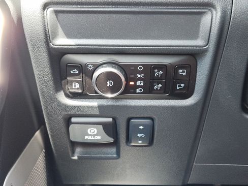 Used 2025 Ford F150 Platinum w/ Equipment Group 702A High AWD/4WD image 22