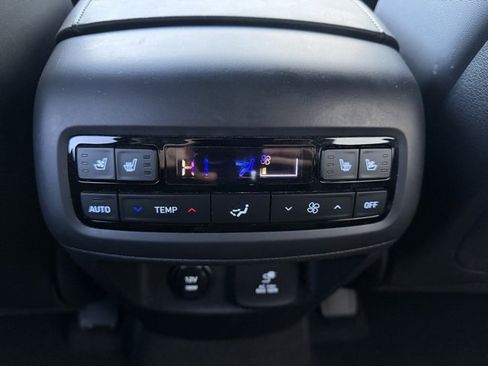 Used 2023 Hyundai Palisade Calligraphy image 33