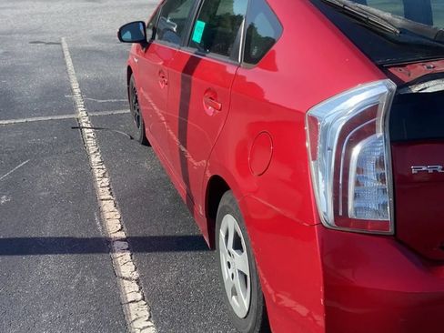 Used 2014 Toyota Prius Two FWD image 4