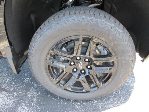 New 2026 Chevrolet Silverado 1500 LT Trail Boss w/ Convenience Package II AWD/4WD image 10