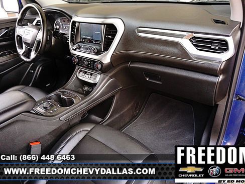 Used 2023 GMC Acadia SLT w/ Preferred Package image 8