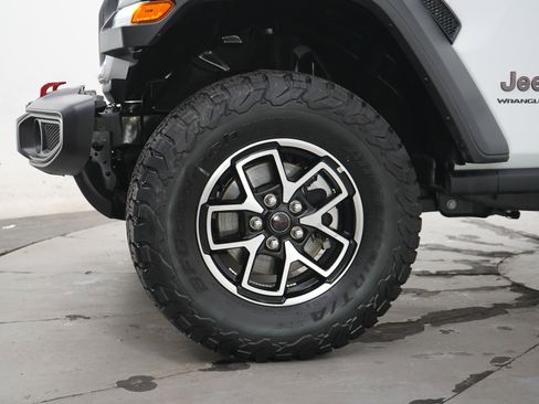 Used 2026 Jeep Wrangler Unlimited Rubicon AWD/4WD image 30