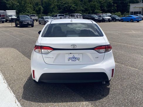 Used 2024 Toyota Corolla LE FWD image 6