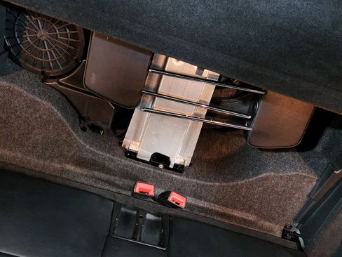 Used 2013 Mercedes-Benz E 350 E 350 4MATIC Wagon 4D image 68