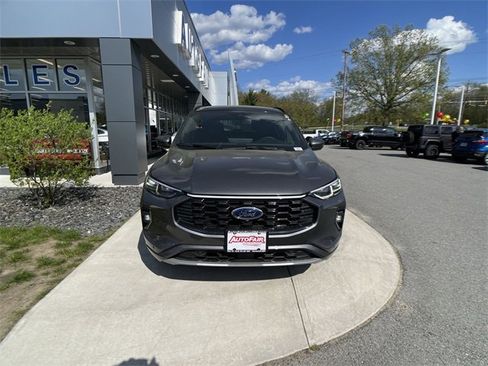 Certified 2023 Ford Escape ST-Line Elite image 3