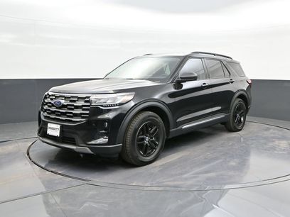 Used 2025 Ford Explorer Active w/ Active Comfort Package