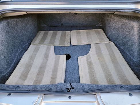 Used 2002 Buick Regal LS w/ LS Premium Pkg image 6