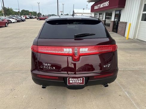 Used 2017 Lincoln MKT AWD w/ Technology Package image 16