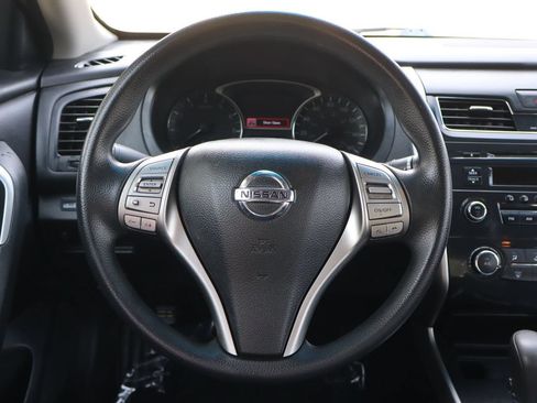 Used 2014 Nissan Altima 2.5 S FWD image 18