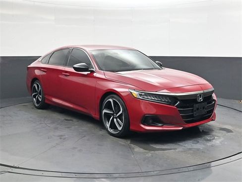 Used 2021 Honda Accord Sport image 2