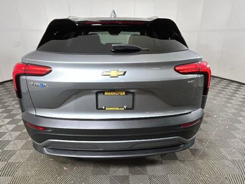Used 2024 Chevrolet Blazer EV LT AWD/4WD image 4