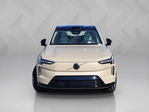 Certified 2025 Volvo EX90 Ultra image 2