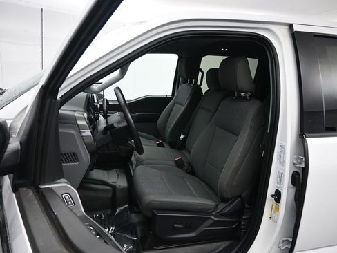 Used 2024 Ford F150 XLT image 21