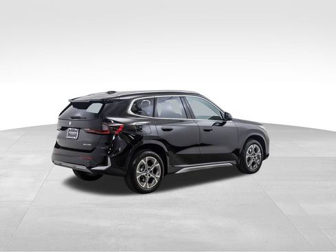 Certified 2025 BMW X1 xDrive28i w/ Convenience Package image 5