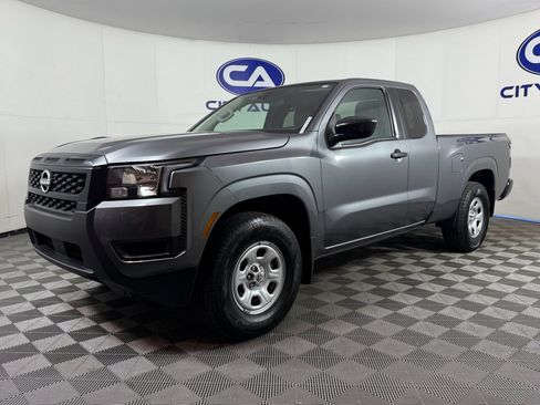 Used 2025 Nissan Frontier S image 27