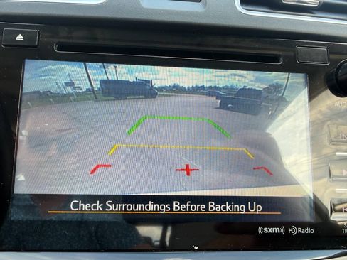 Used 2018 Subaru Forester 2.5i Premium w/ All-Weather Package AWD/4WD image 15