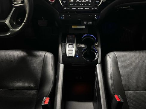 Used 2019 Honda Pilot Touring image 33