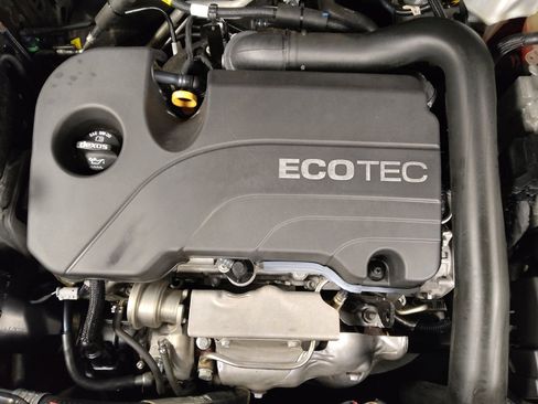 Used 2020 Chevrolet Equinox LT image 30