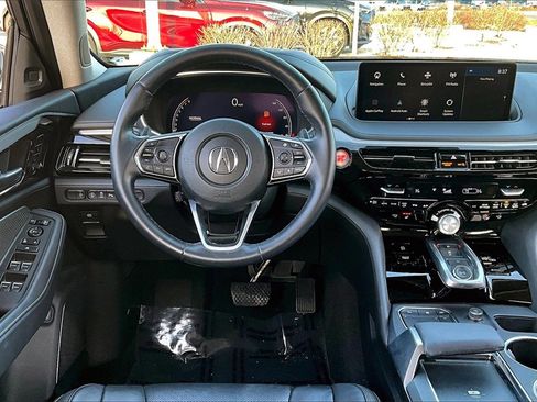 Used 2023 Acura MDX SH-AWD w/ Technology Package image 17