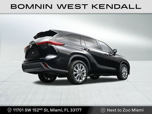 Used 2020 Toyota Highlander Limited image 25