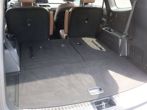 Certified 2022 Kia Telluride SX w/ SX Prestige Package AWD/4WD image 10
