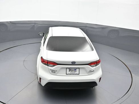 Certified 2024 Toyota Corolla LE AWD/4WD image 37