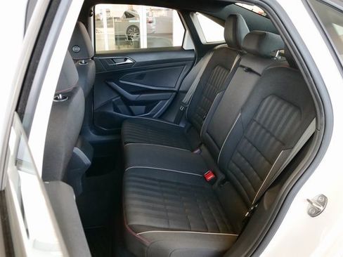 Used 2021 Volkswagen Jetta GLI image 12