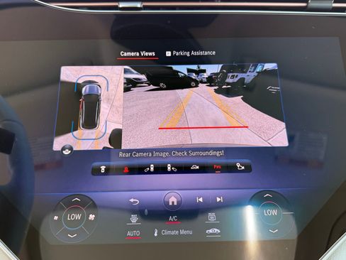 Used 2023 Mercedes-Benz EQS 580 4MATIC SUV image 40