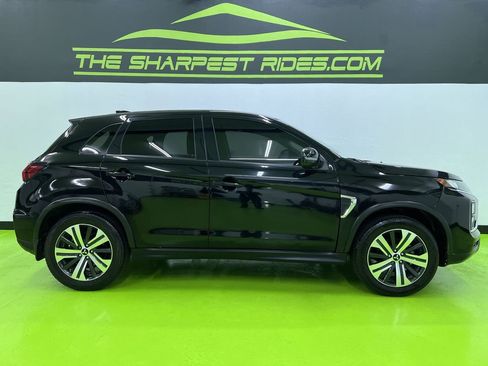 Used 2021 Mitsubishi Outlander Sport SE FWD image 11