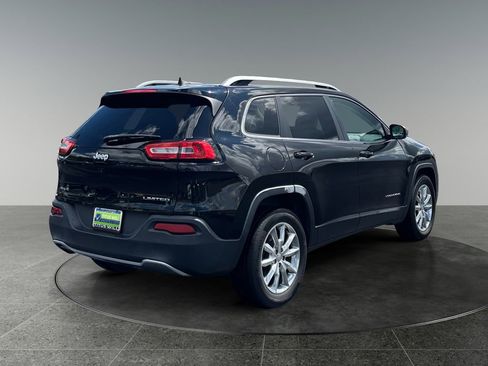 Used 2017 Jeep Cherokee Limited AWD/4WD image 8