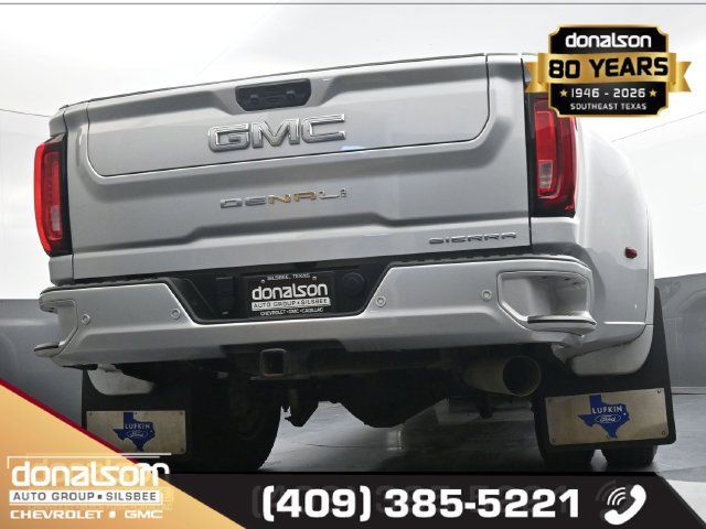 Used 2022 GMC Sierra 3500 Denali w/ Denali Ultimate Package AWD/4WD image 17