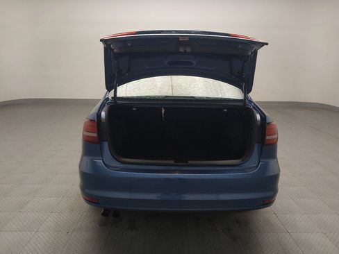 Used 2018 Volkswagen Jetta S w/ Cold Weather Package image 29