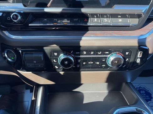 New 2026 GMC Sierra 1500 SLT image 23