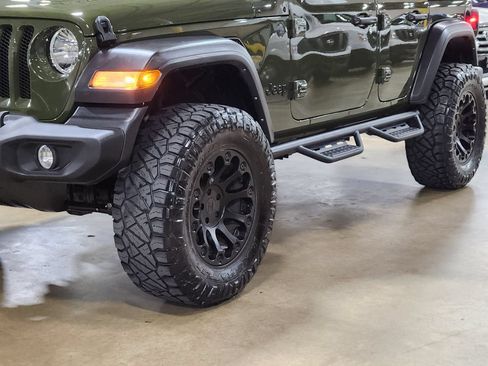 Used 2023 Jeep Wrangler Unlimited Sport AWD/4WD image 17