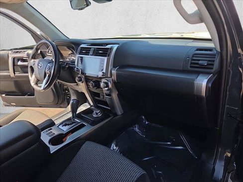 Used 2024 Toyota 4Runner SR5 AWD/4WD image 22
