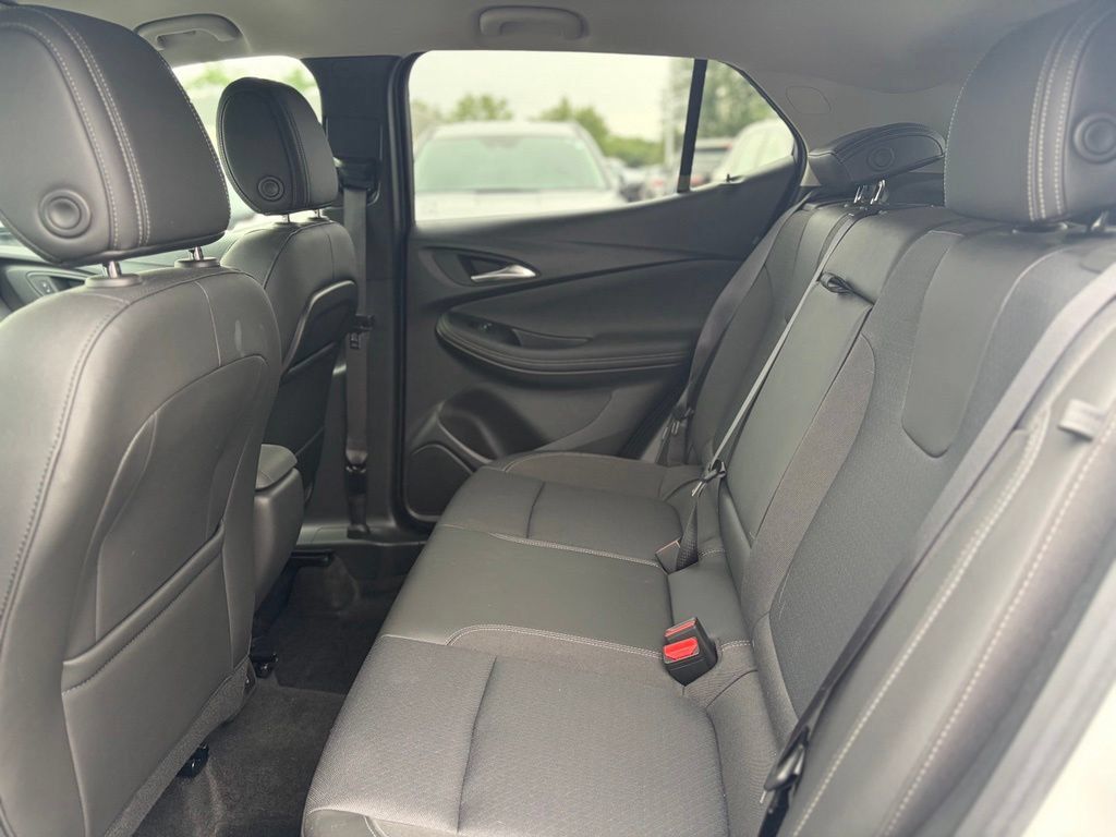 Used 2023 Buick Encore GX Select w/ Safety Package II AWD/4WD image 11