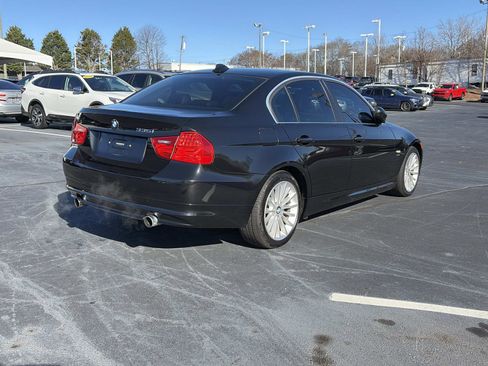 Used 2011 BMW 335i xDrive Sedan image 7