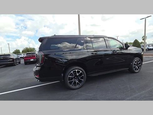 New 2026 Chevrolet Suburban RST w/ Comfort Package RWD image 20
