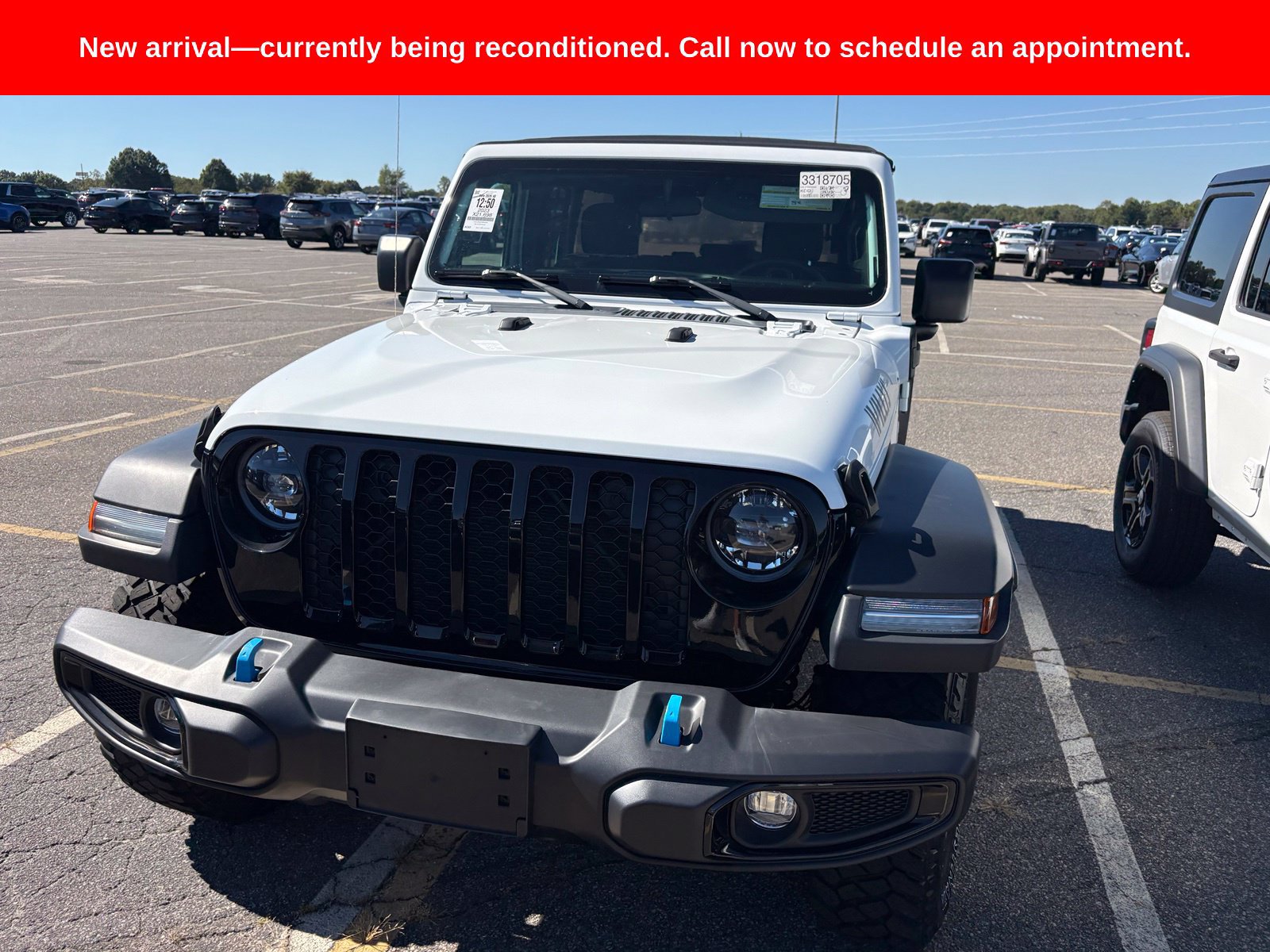 Used 2023 Jeep Wrangler Unlimited w/ Cold Weather Group AWD/4WD image 10