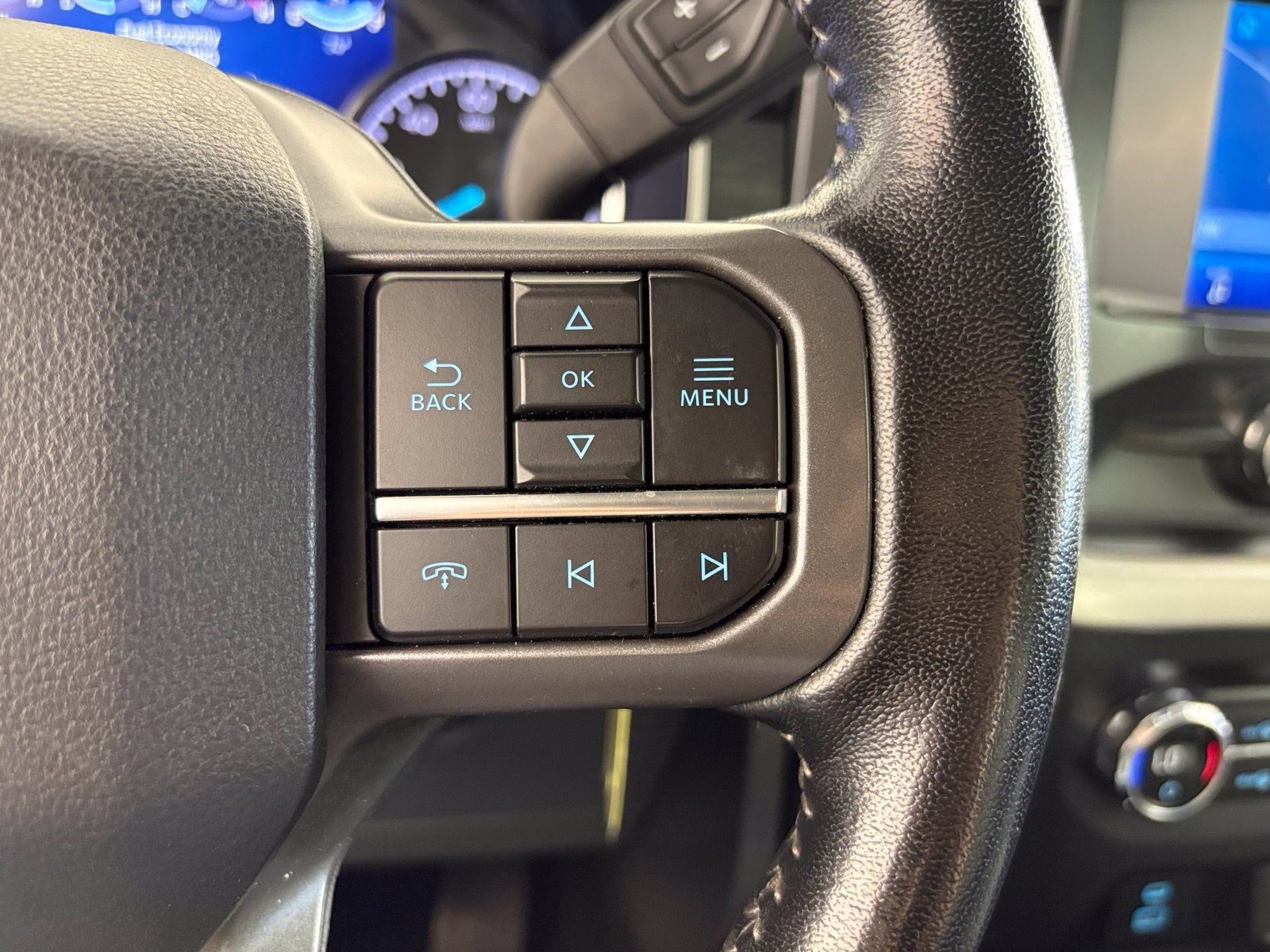 Used 2021 Ford F150 XLT w/ Equipment Group 301A Mid AWD/4WD image 10