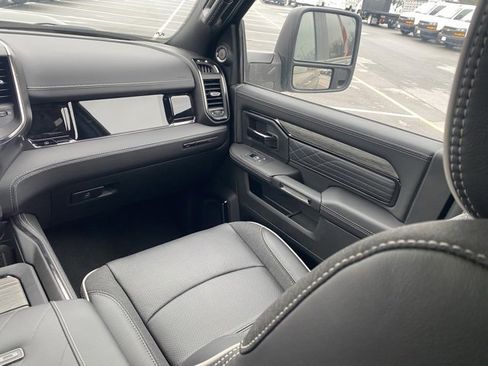 New 2026 RAM 2500 Limited image 38
