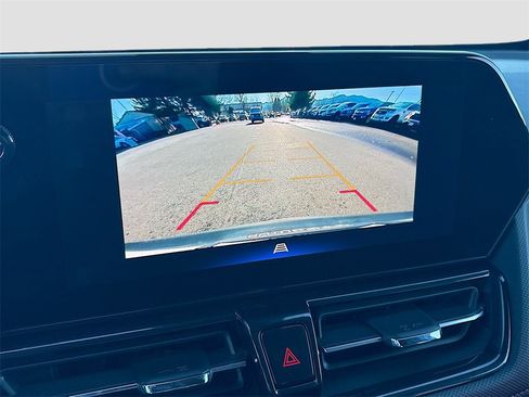 Used 2025 Chevrolet TrailBlazer RS image 13