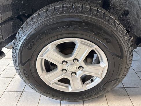 Used 2020 Jeep Wrangler Unlimited Sport S image 10