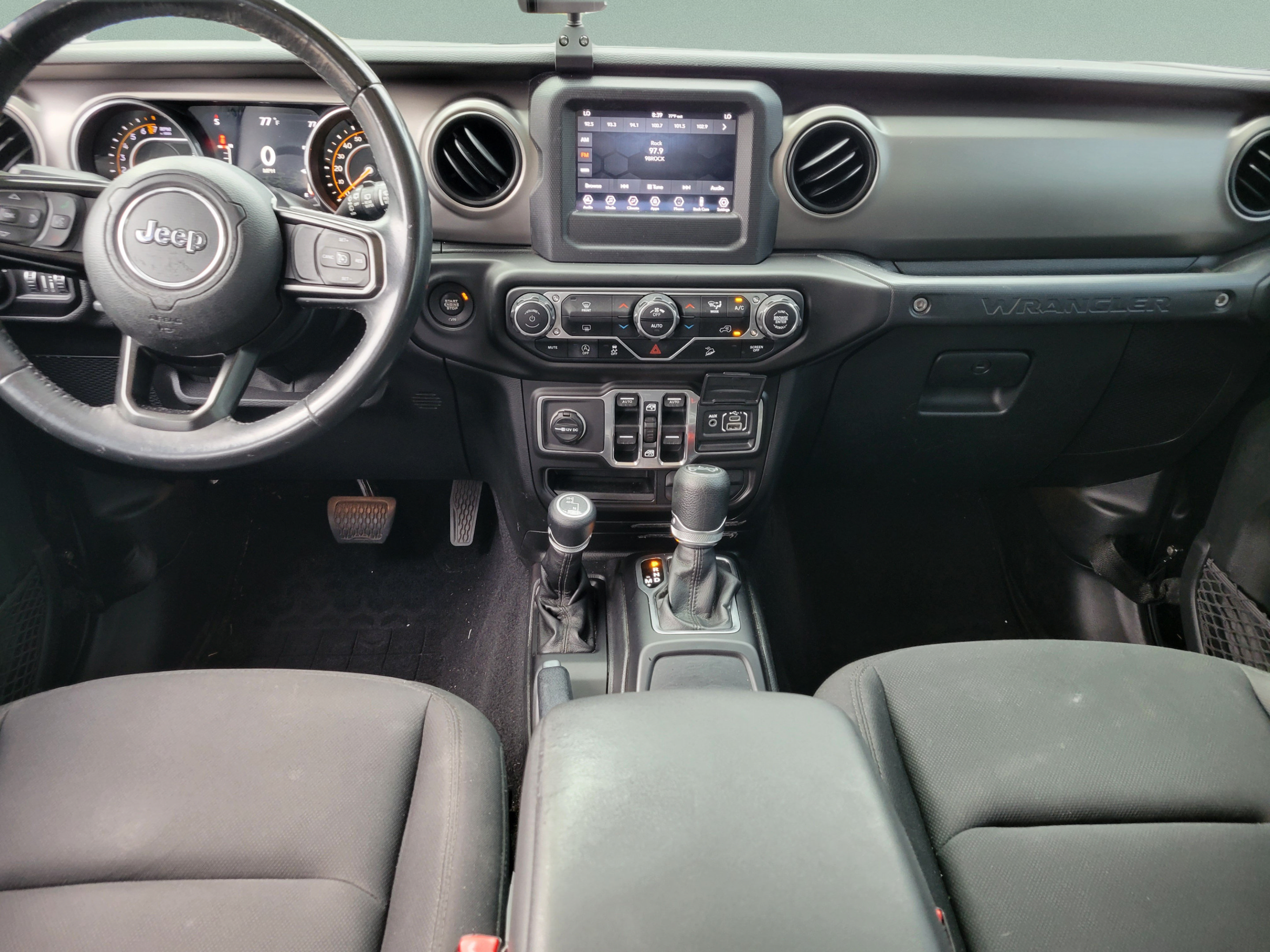 Used 2018 Jeep Wrangler Unlimited Sport S AWD/4WD image 12