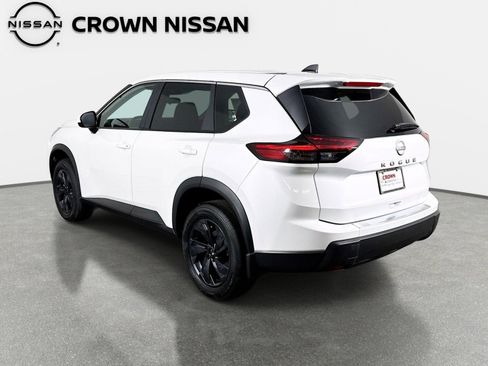 New 2026 Nissan Rogue SV FWD image 7