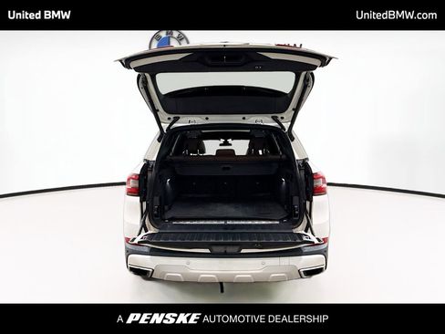 Used 2021 BMW X5 xDrive45e w/ Premium Package image 14
