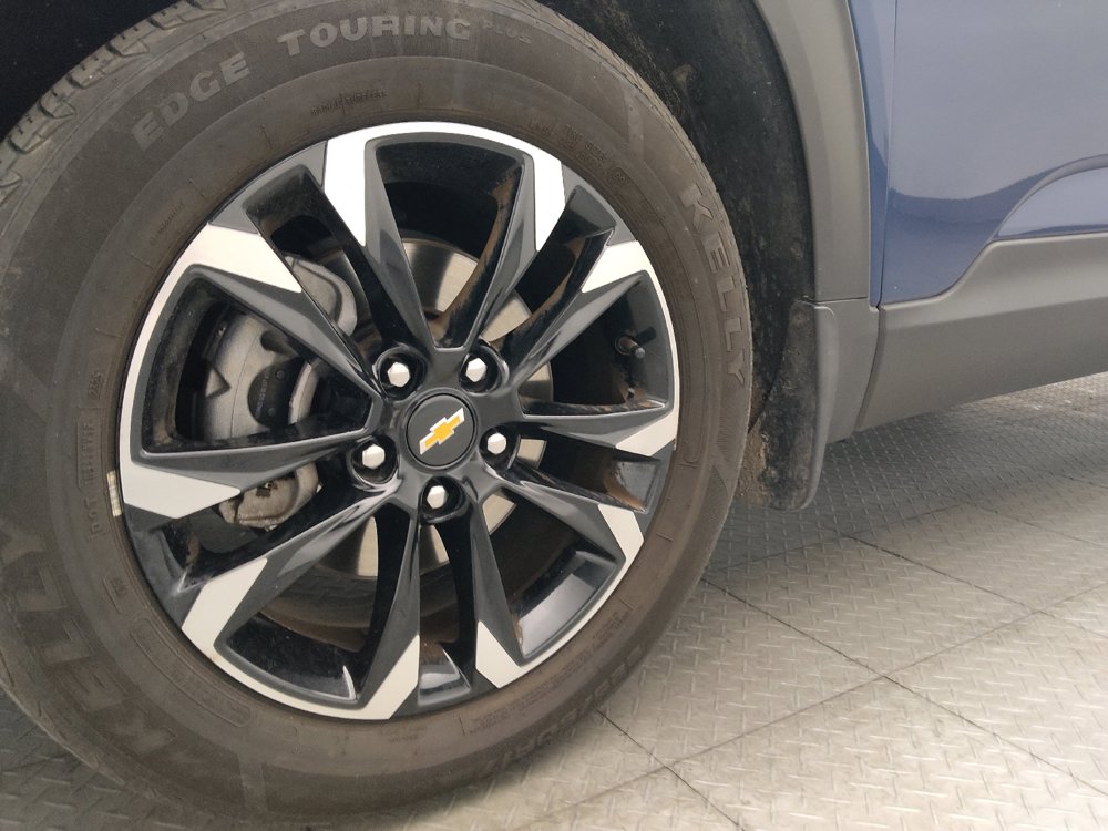 Used 2021 Chevrolet TrailBlazer LT w/ Convenience Package FWD image 31